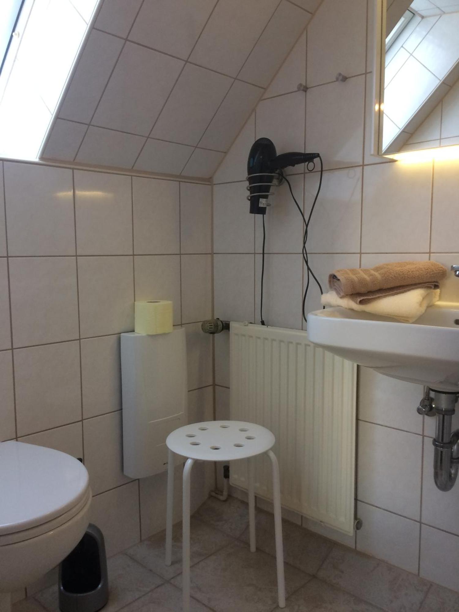 Huus Störtebeker Panzió Dornumersiel Szoba fotó